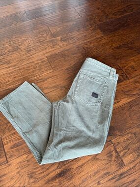 Men's Eddie Bauer Casual Corduroy Pants in Olive Green